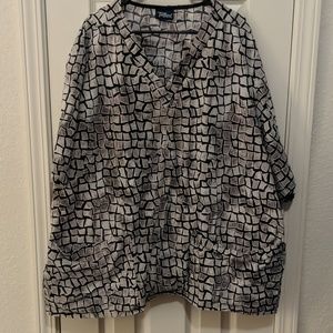 Lot of 3 Plus Size Tafford Scrub Tops FREE PANTS